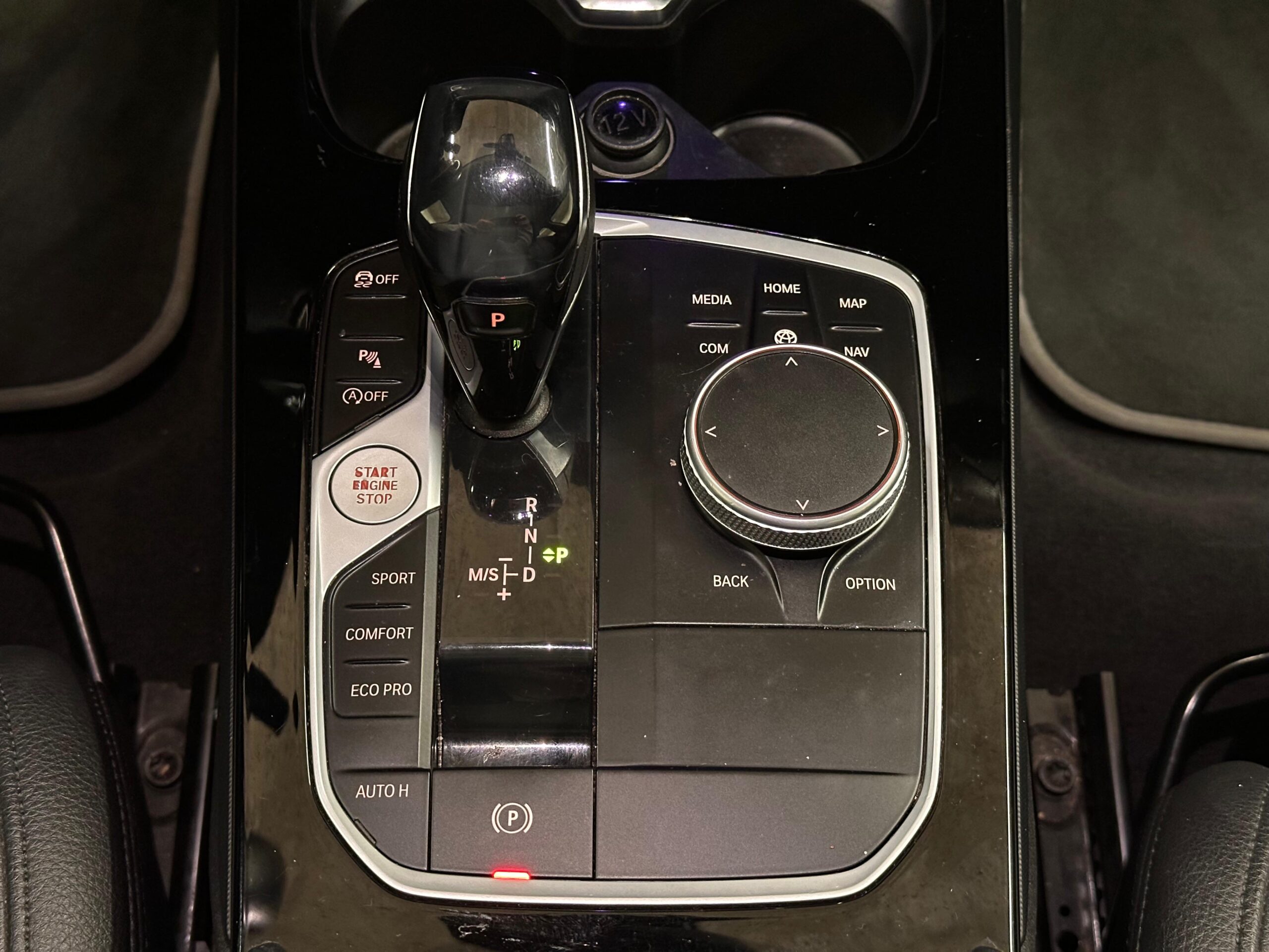 BMW 220I — foto 16 de 23