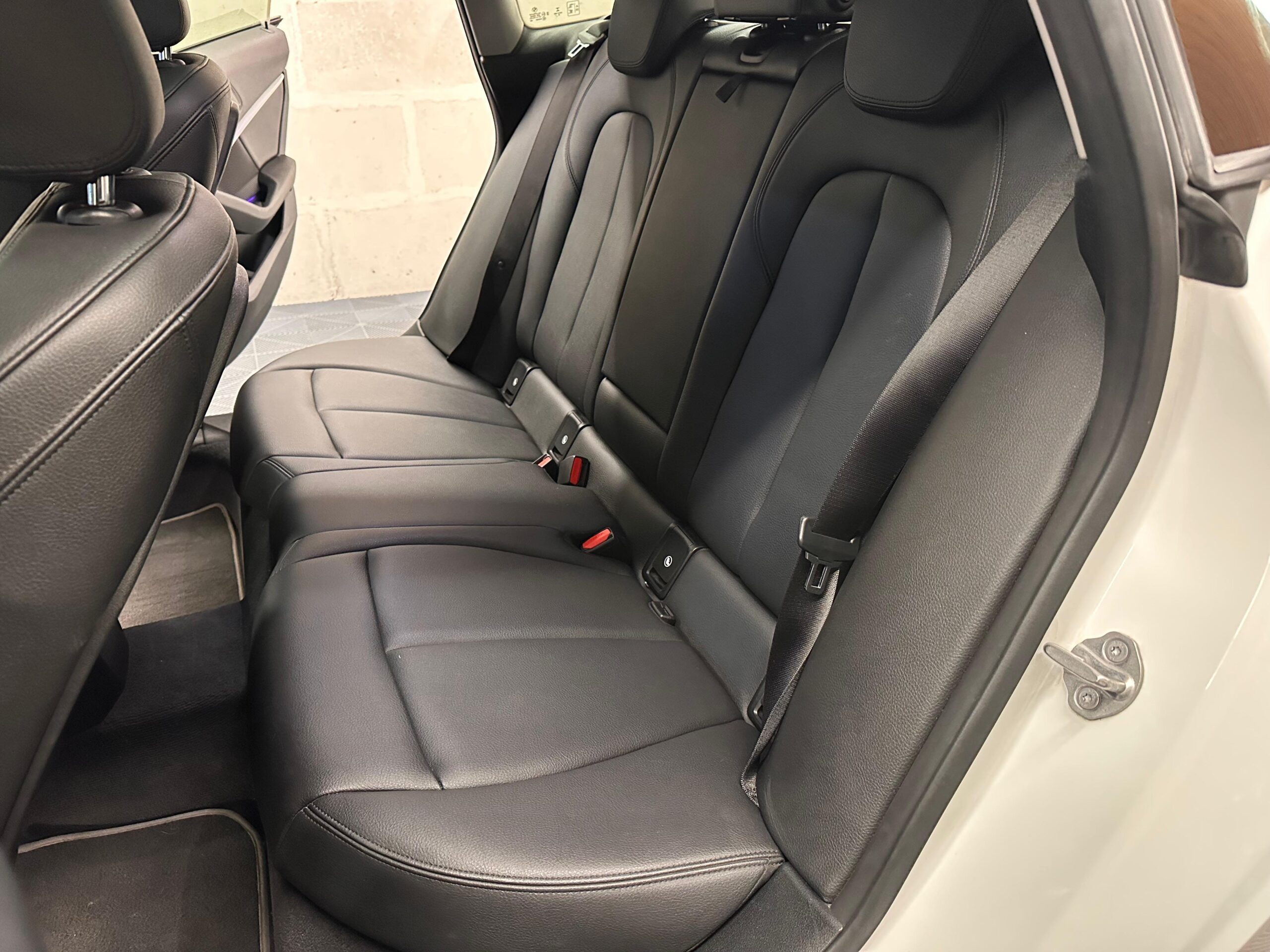 BMW 220I — foto 23 de 23
