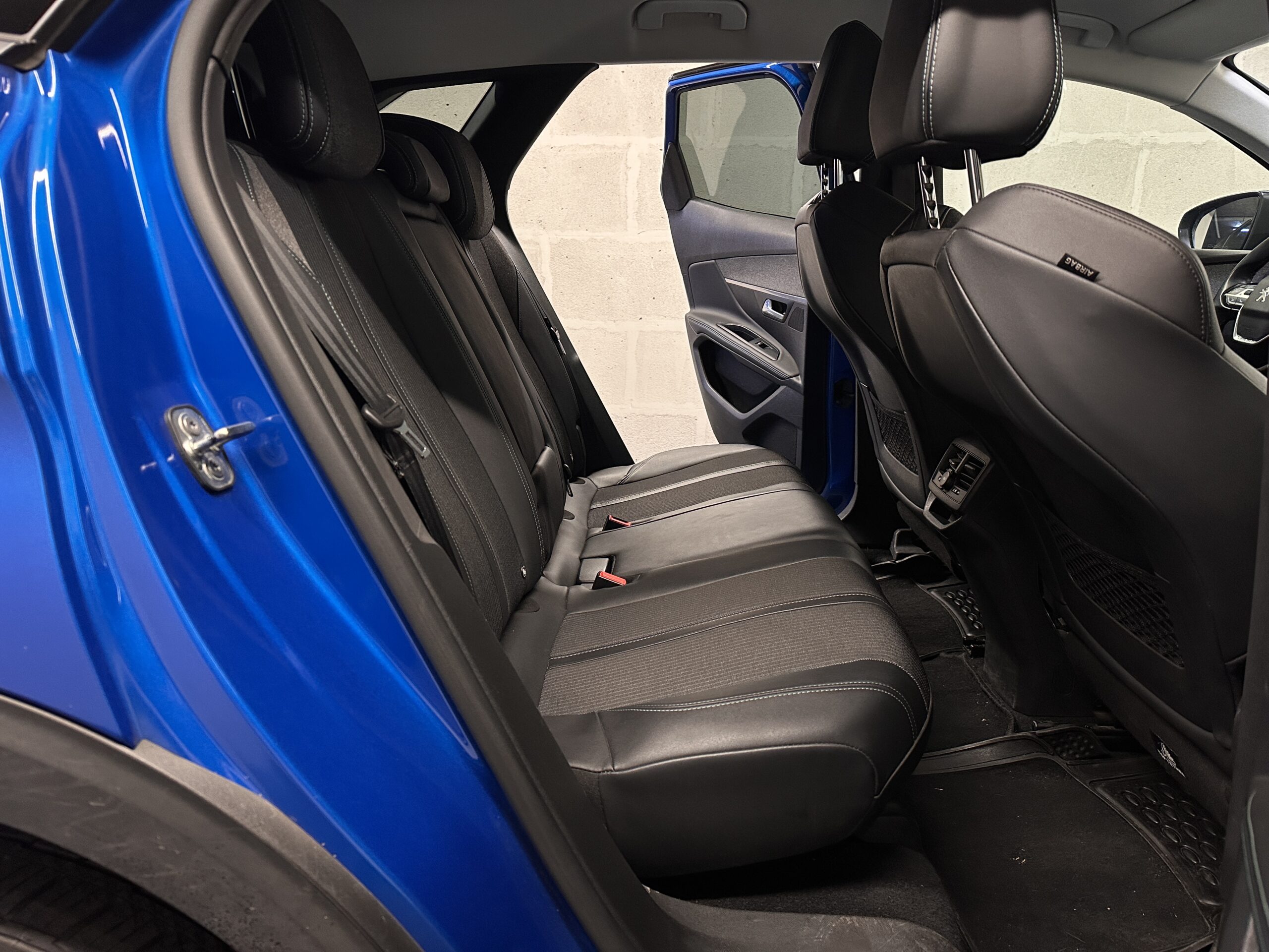 Peugeot 3008 — foto 18 de 20