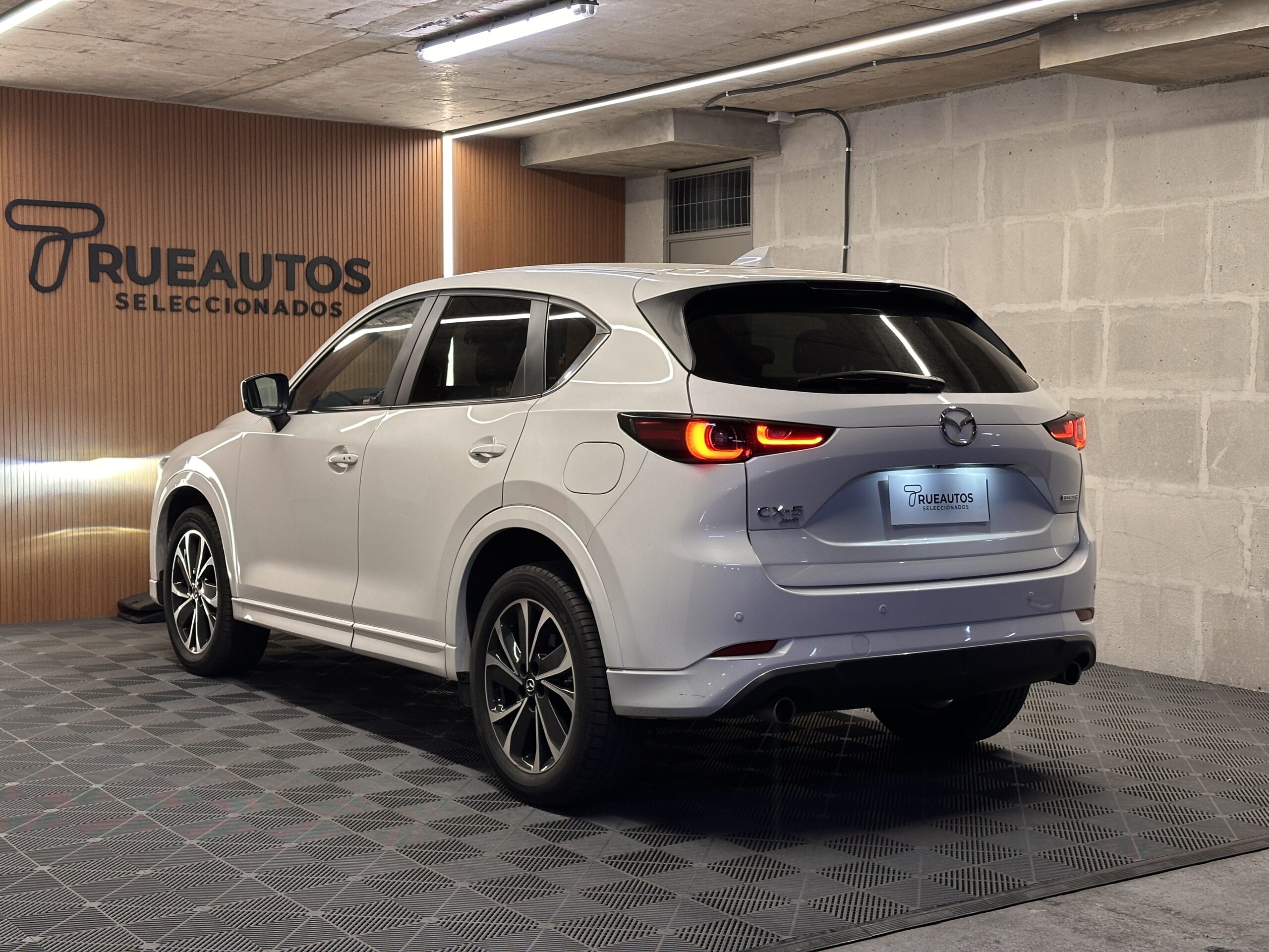 Mazda CX-5 — foto 7 de 20